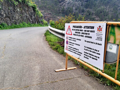 Artenara refuerza las medidas de seguridad en la red viaria municipal